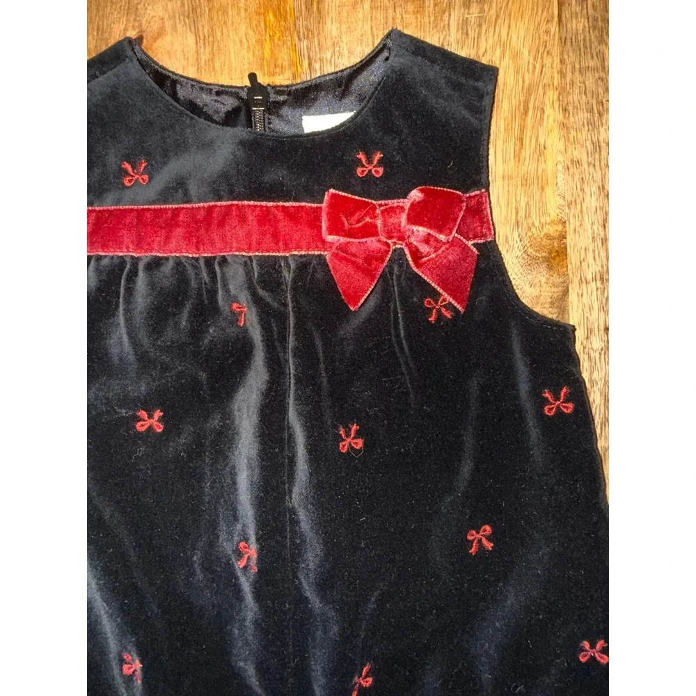 Gymboree Vintage  Girls Black Velvet Red Bow Embroidered Holiday Romper 6-12